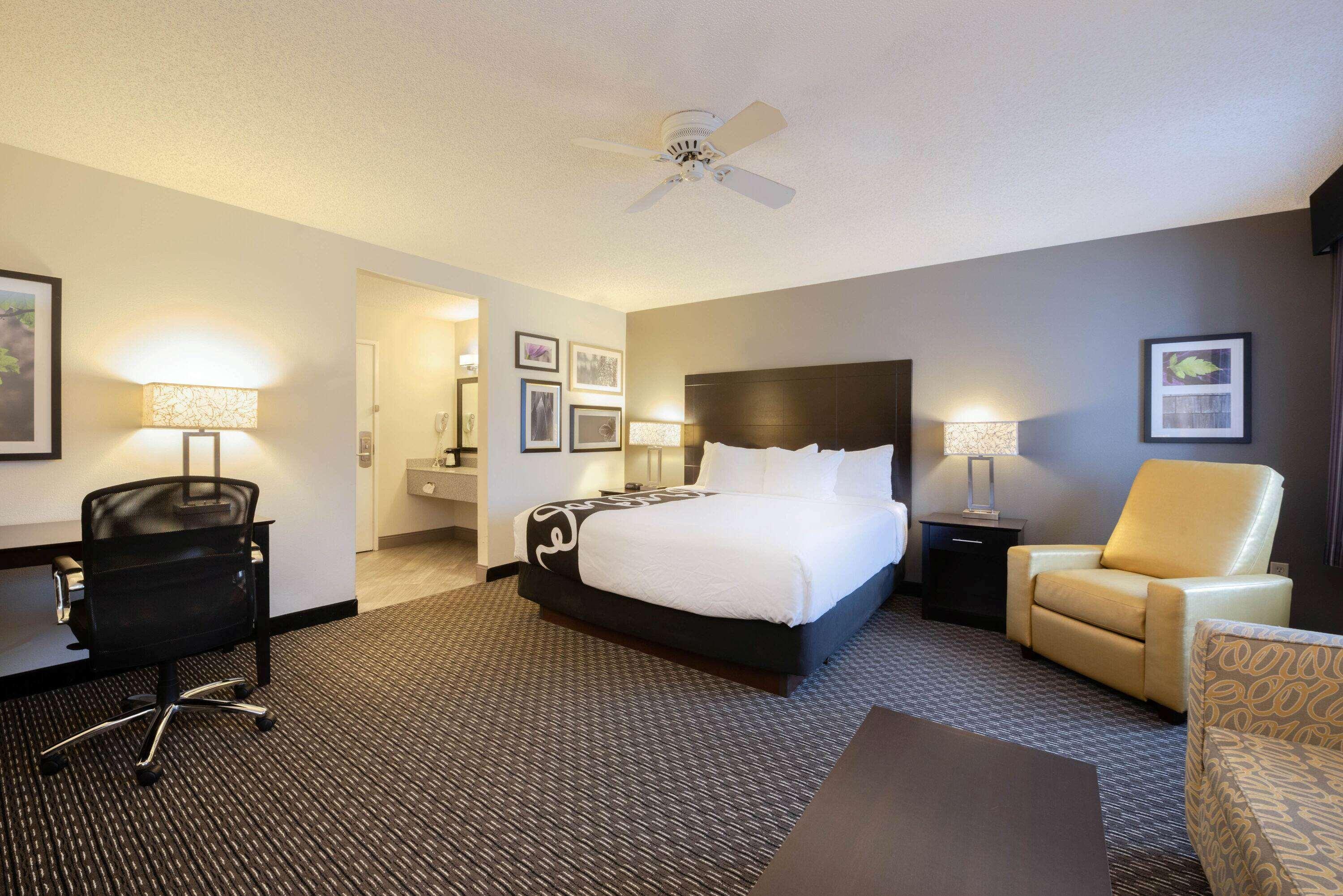 La Quinta By Wyndham Cleveland Macedonia Hotel Luaran gambar