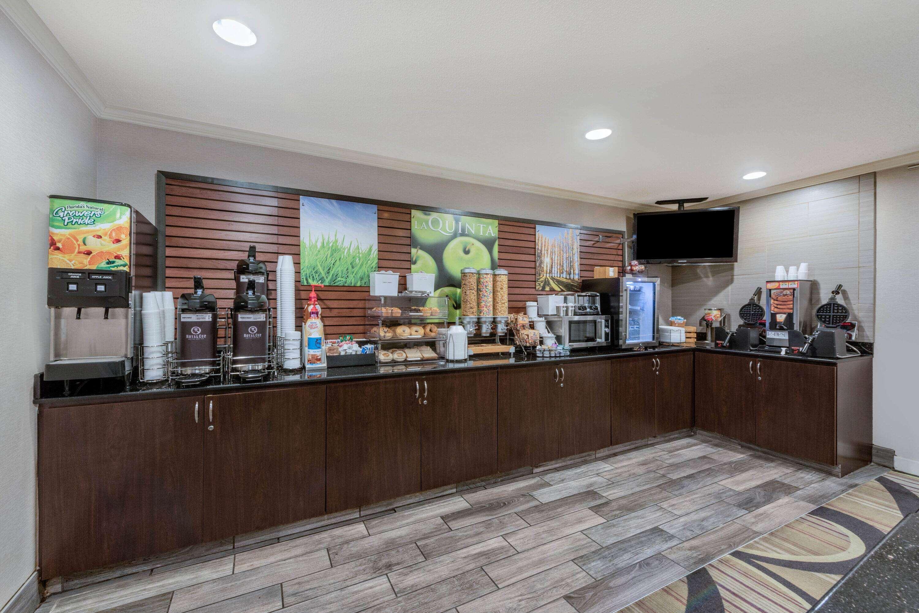 La Quinta By Wyndham Cleveland Macedonia Hotel Luaran gambar